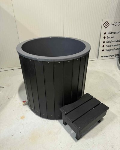 koldtvandskar med glasfiber indsat